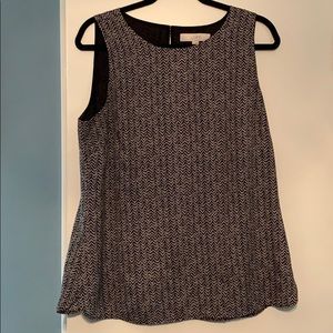 Loft sleeveless patterned blouse